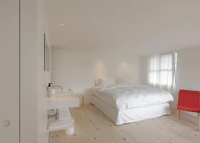 Bar10zimmer * Дорнбирн